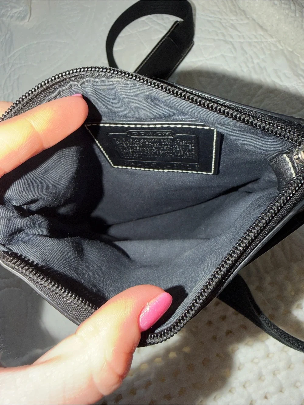 Vintage Coach Black Signature Crossbody Bag